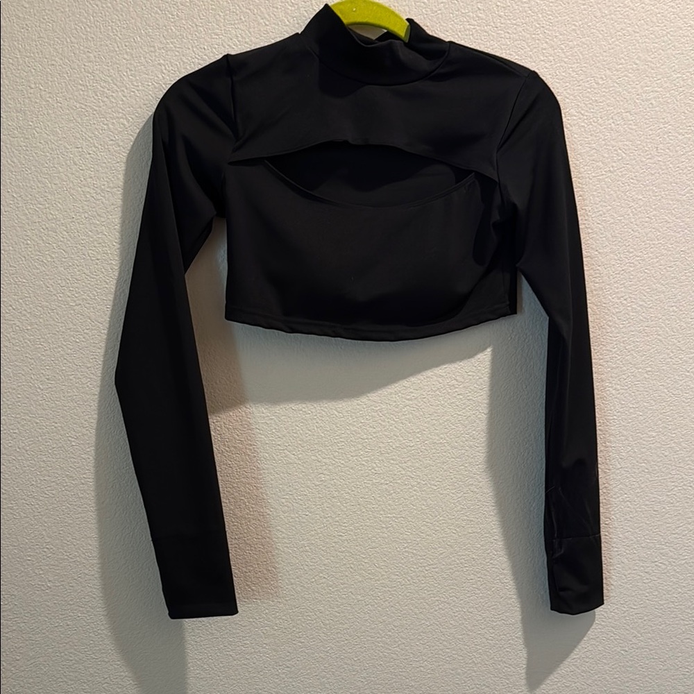 Black Long Sleeve Crop Top